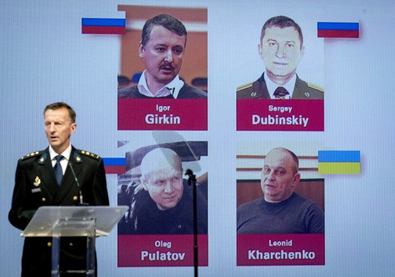 Crash du Vol MH17 : trois Russes et un Ukrainien vont être jugés pour meurtre