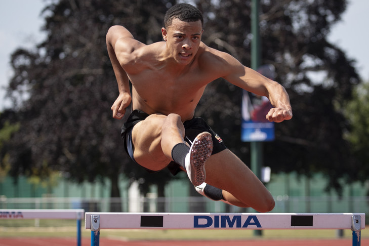 Athlétisme: Sasha Zhoya, la pépite tant convoitée