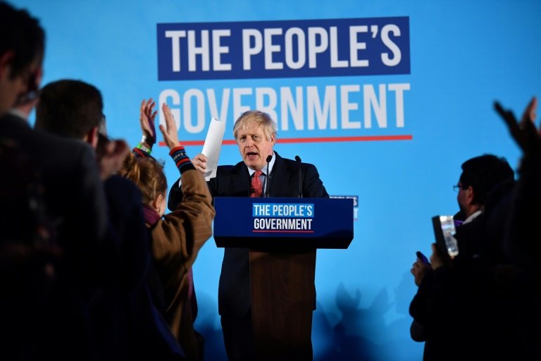 Le gouvernement britannique veut recruter "des tordus et des marginaux"
