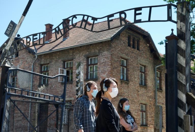 Le site d'Auschwitz rouvre ses portes aux visiteurs