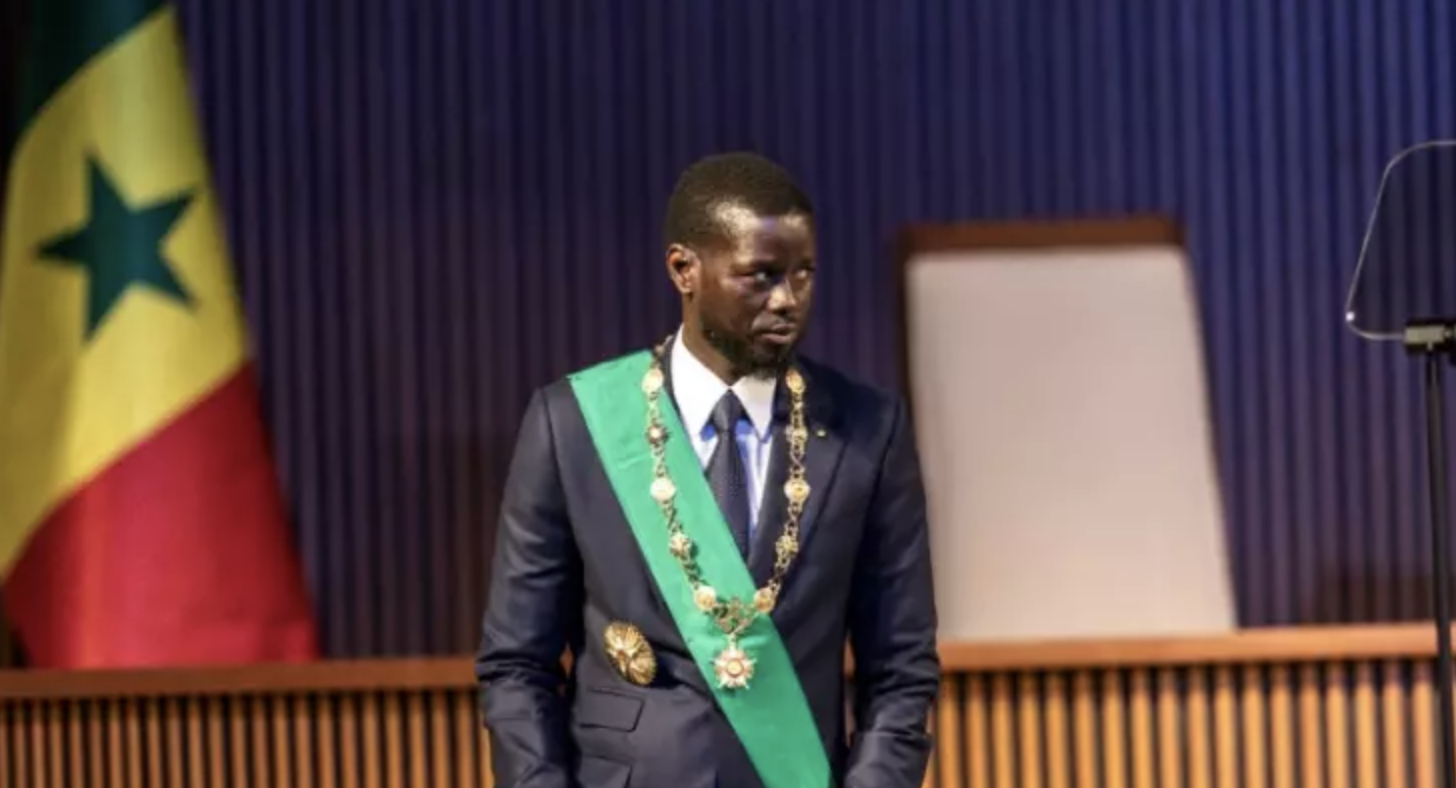 Faye devient 5e président du Sénégal en promettant "changement systémique" et souveraineté