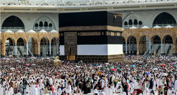 Les pèlerins clandestins affluent à La Mecque pour le hajj