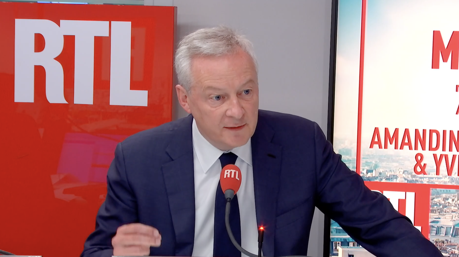 Des législatives aux "conséquences les plus lourdes de la Ve République", selon Bruno Le Maire